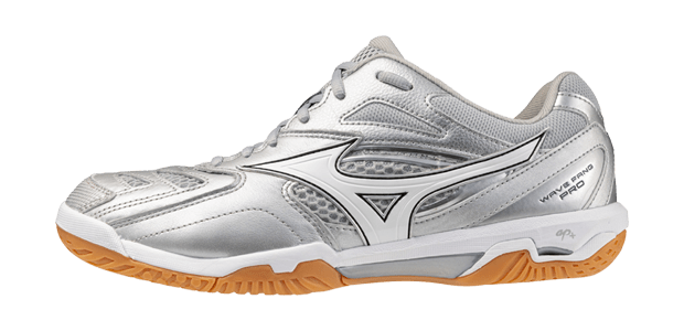 WAVE FANG（ウエーブファング）シリーズ｜バドミントン｜ミズノ公式