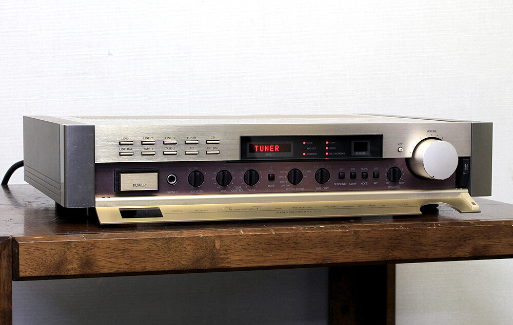 Accuphase アキュフェーズ C-11 プリアンプ - 中古オーディオの販売や