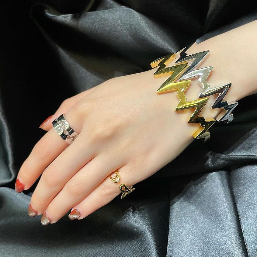 END OF SILENCE バングル | ジャスティン デイビス（JUSTIN DAVIS