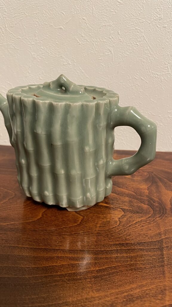 中国青磁 竹 茶壺 急須 – 骨董品買取 亀半 東京都杉並区浜田山