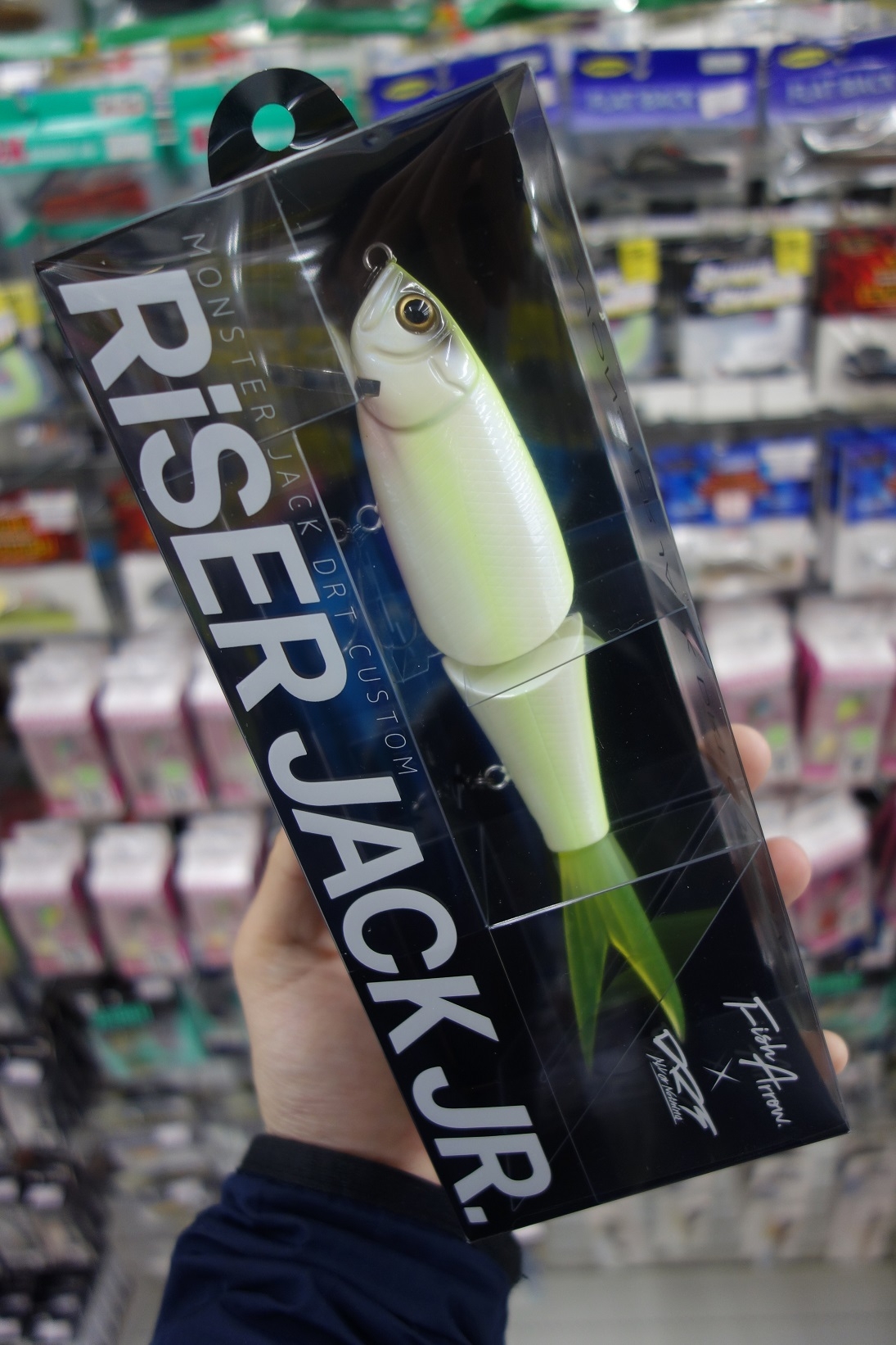 人気色！ライザージャック jr.「クイーン」入荷！ 宮崎店 | かめや釣具