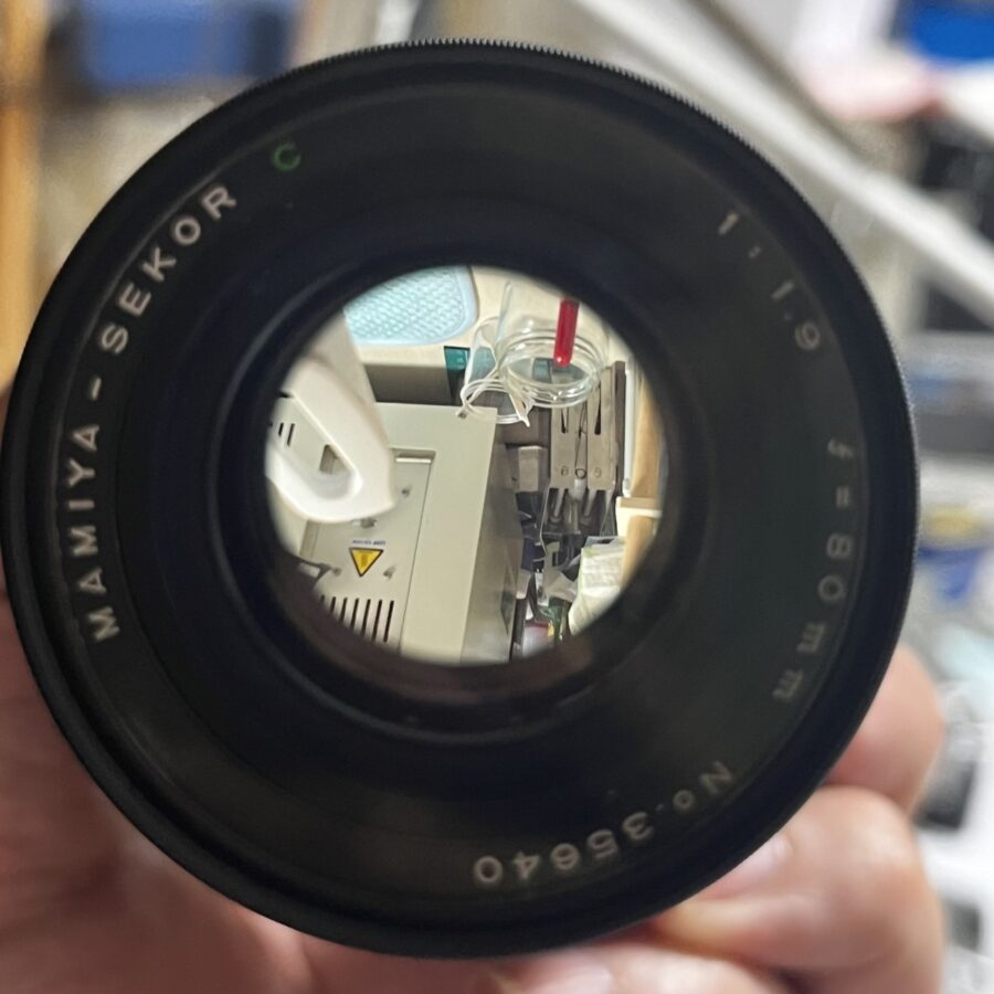 Flickrで話題のMamiya Sekor C 80mm f1.9の魅了と作例紹介review