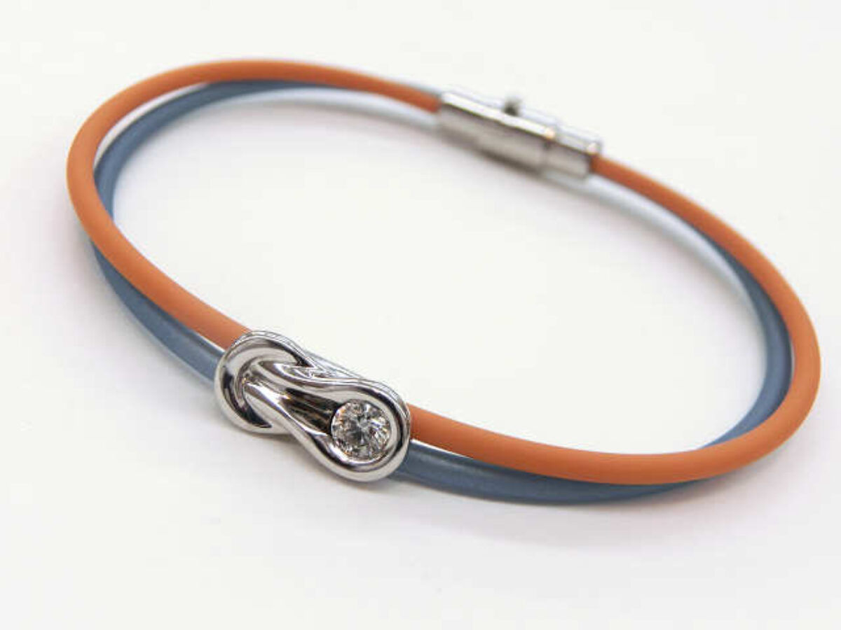 FOREVERMARK(フォーエバーマーク)エンコルディア コードブレスレットを