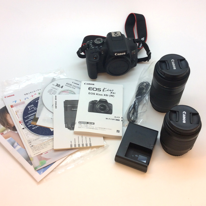 CANON「EOS kiss x8i ダブルズーム 一眼レフカメラ」を買取させて頂き