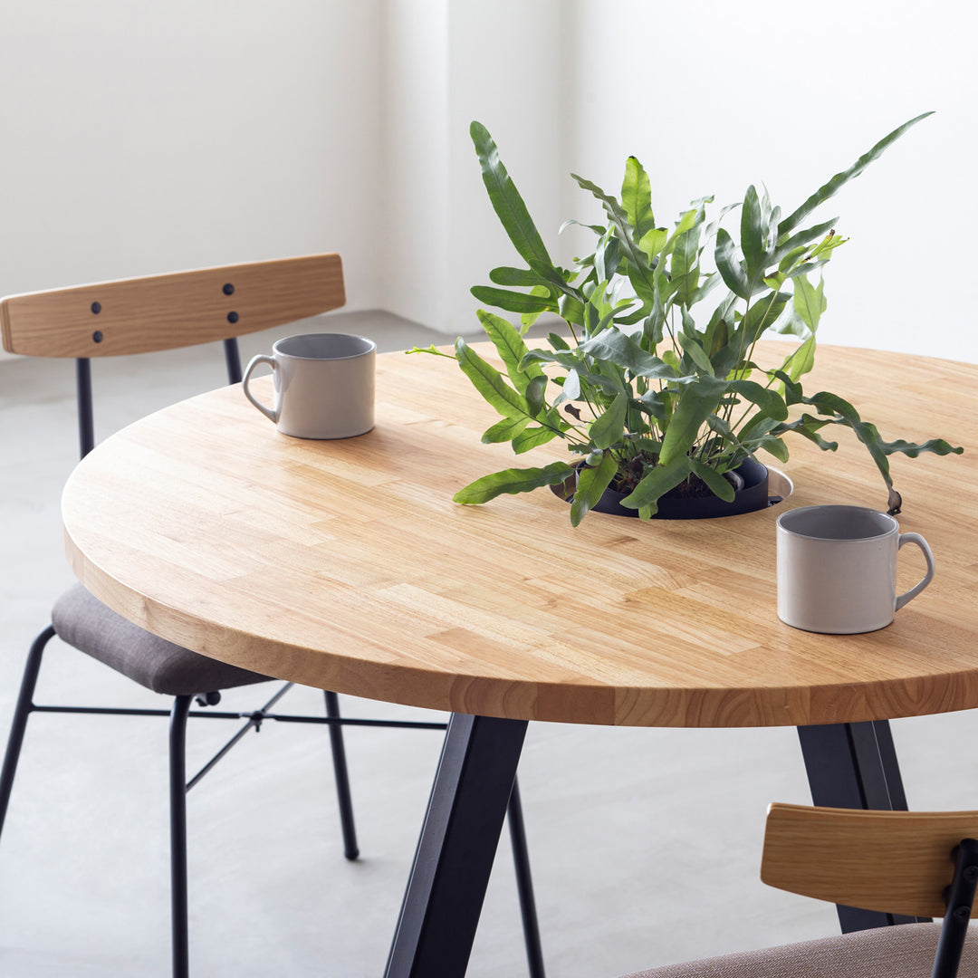 THE CAFE TABLE / ラバーウッド Black Steel 4pin × ラウンド φ81