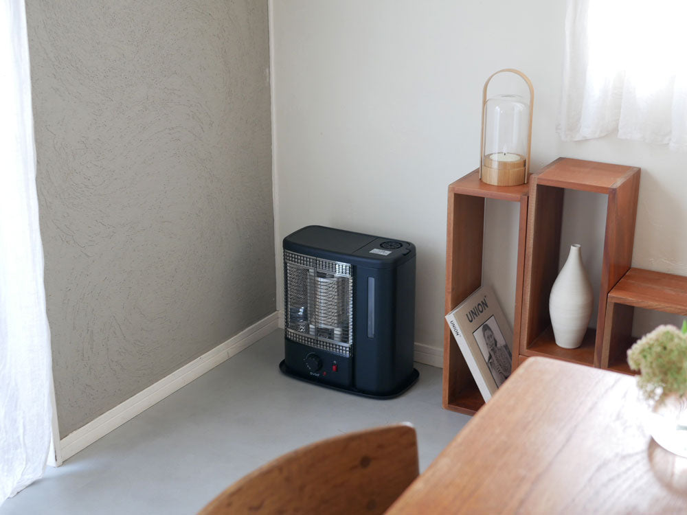 QUADS/クワッズ＞加湿機能付電気ストーブ WARMTH (ウォームス