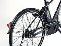 パナソニック、8段変速搭載の“通勤向け”電動アシスト自転車 - 家電 Watch