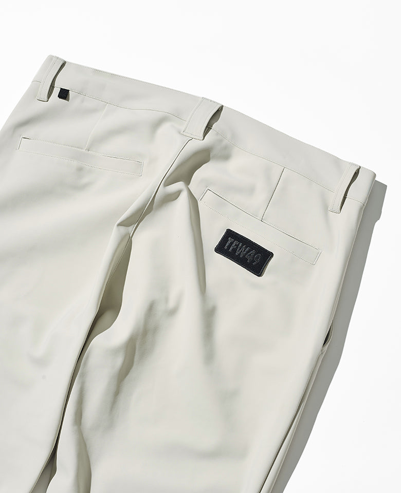 ラグジュアリー アクティブ スラックス – 買えるLEON