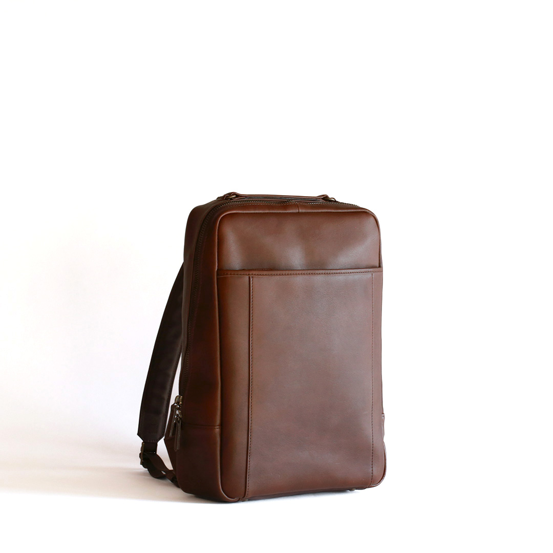 ホーガンズアレイ/レザーバックパック | 香久山鞄