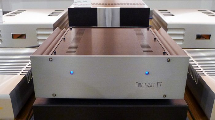 First Watt F7展示開始
