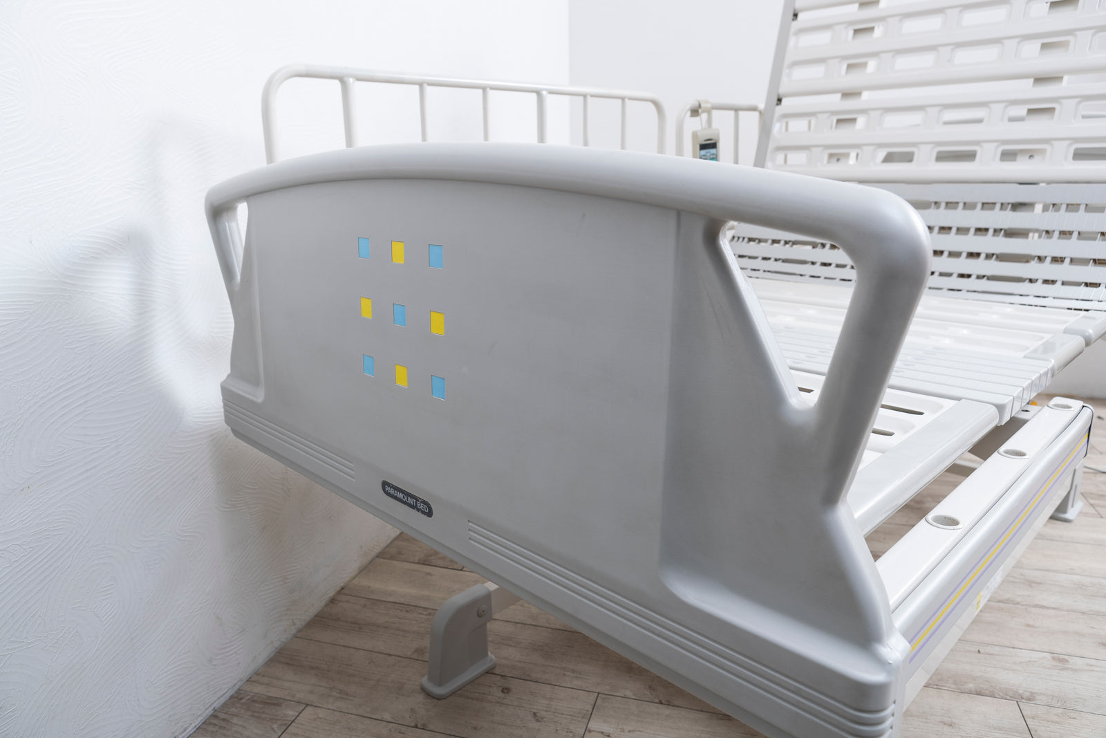 中古】パラマウントベッド キューマアウラ 2モーター – 介護ベッド.shop