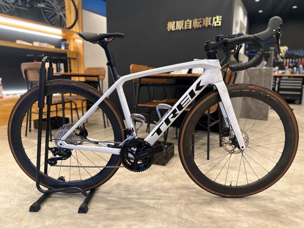 GIANT DEFY 洗車＆タイヤチューブ、チェーン交換