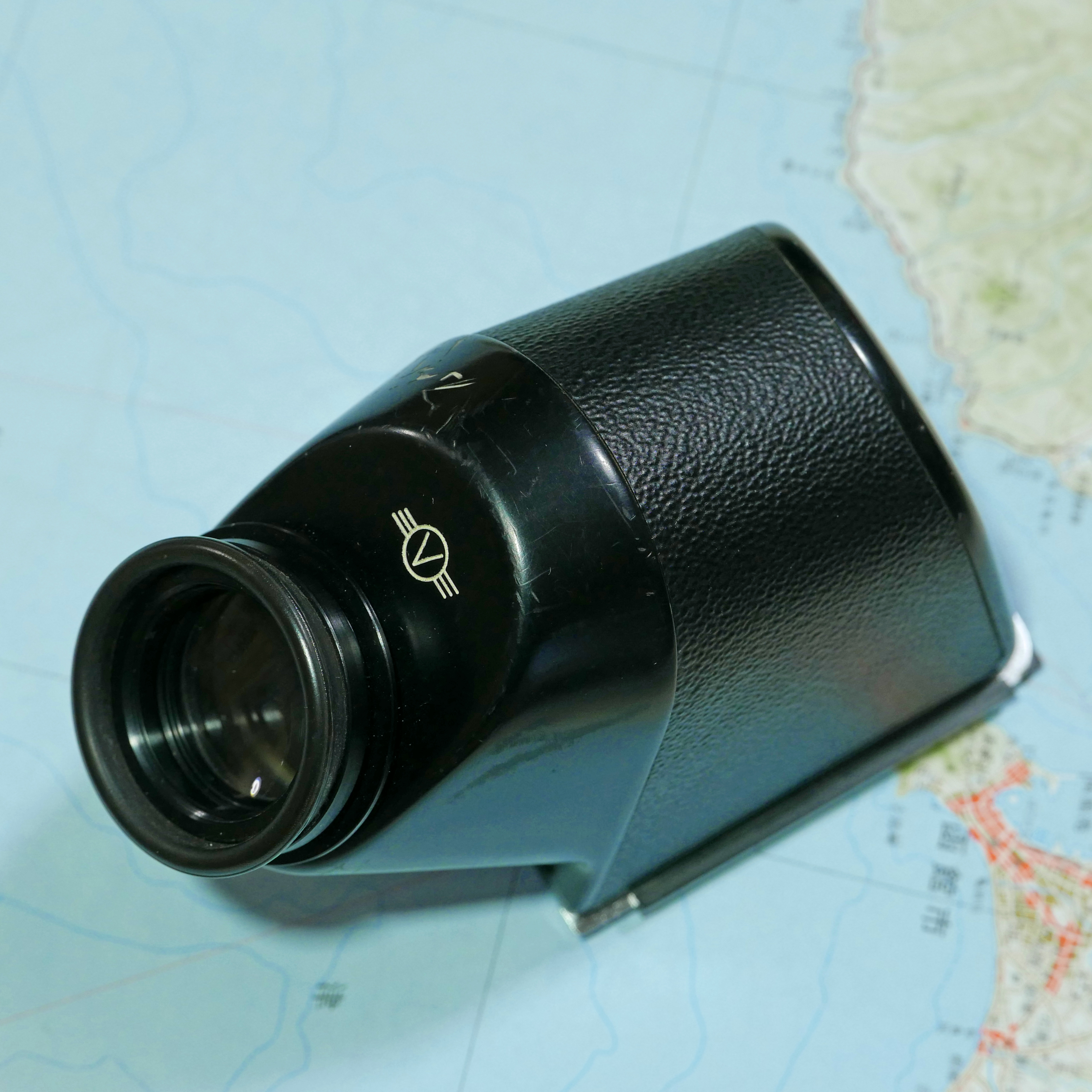 ハッセルブラッドのプリズムファインダー『HC-4』、街撮りにもイイネ！