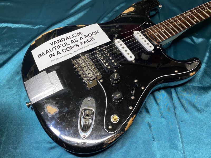 カート・コバーン スタイル ストラト - KALEIDO GUITAR ギター・ベース