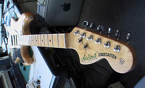 押し入れから出て来たストラトその1