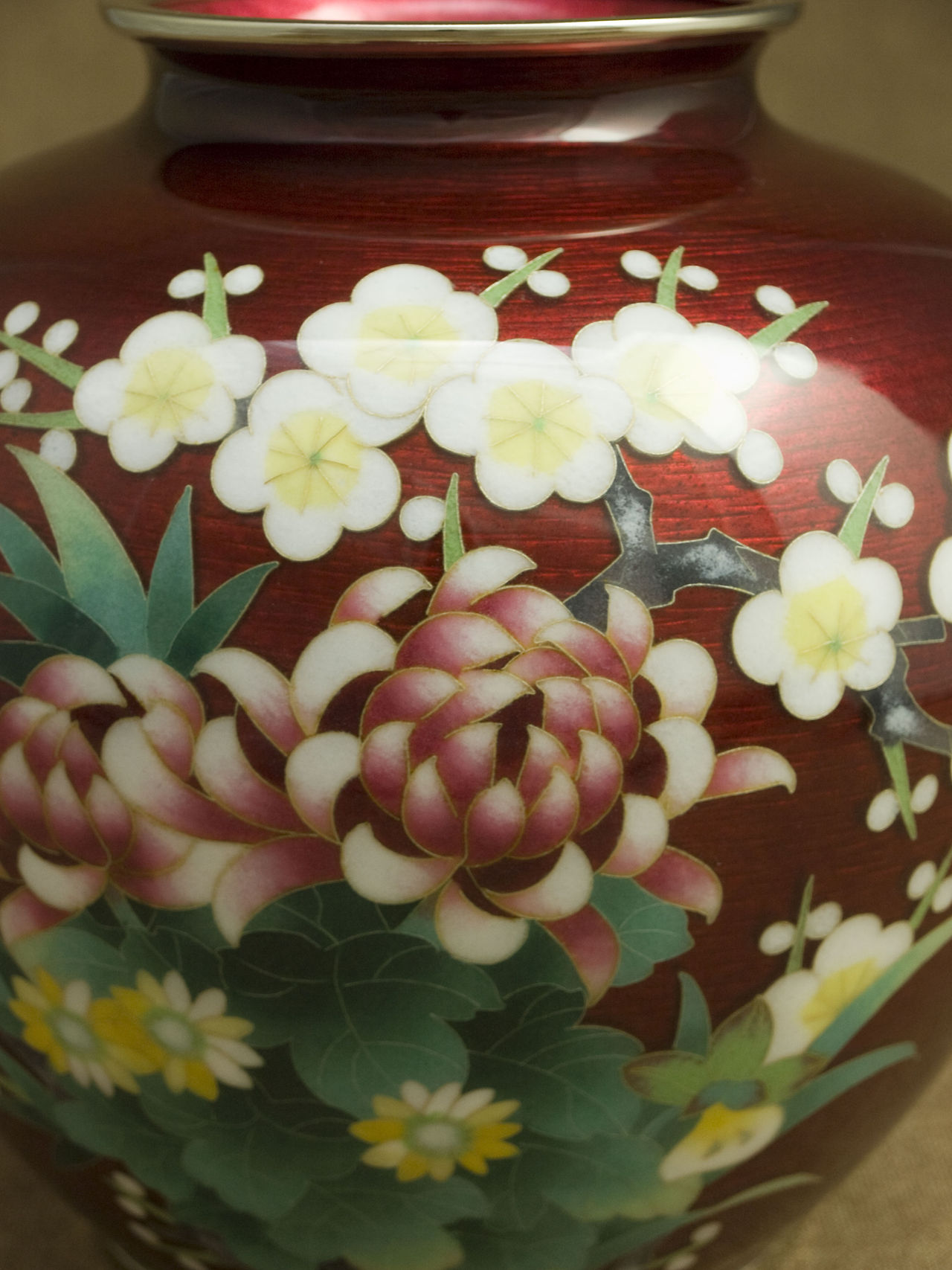 6寸玉型赤透け 四君子 花瓶 | 製品 | 加藤七宝製作所ウェブサイト