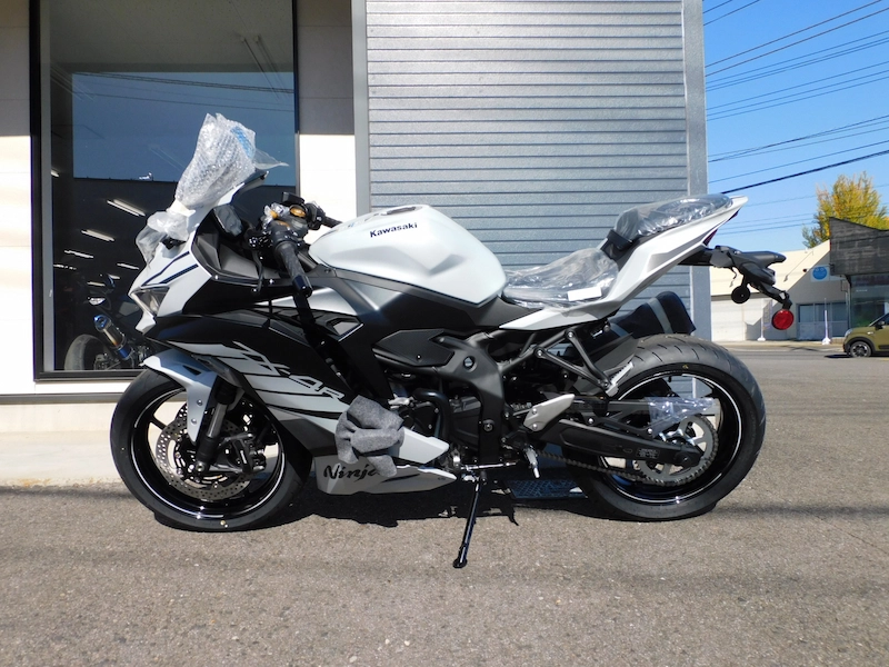 新車 カワサキ Ninja ZX－4R SE 2025年モデル | 川口輪業