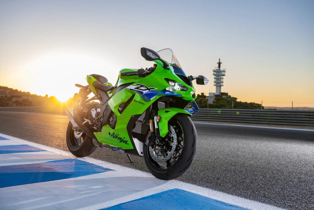 2026年モデル『Ninja ZX-10R』 国内導入のご案内！ウィングレッドなど