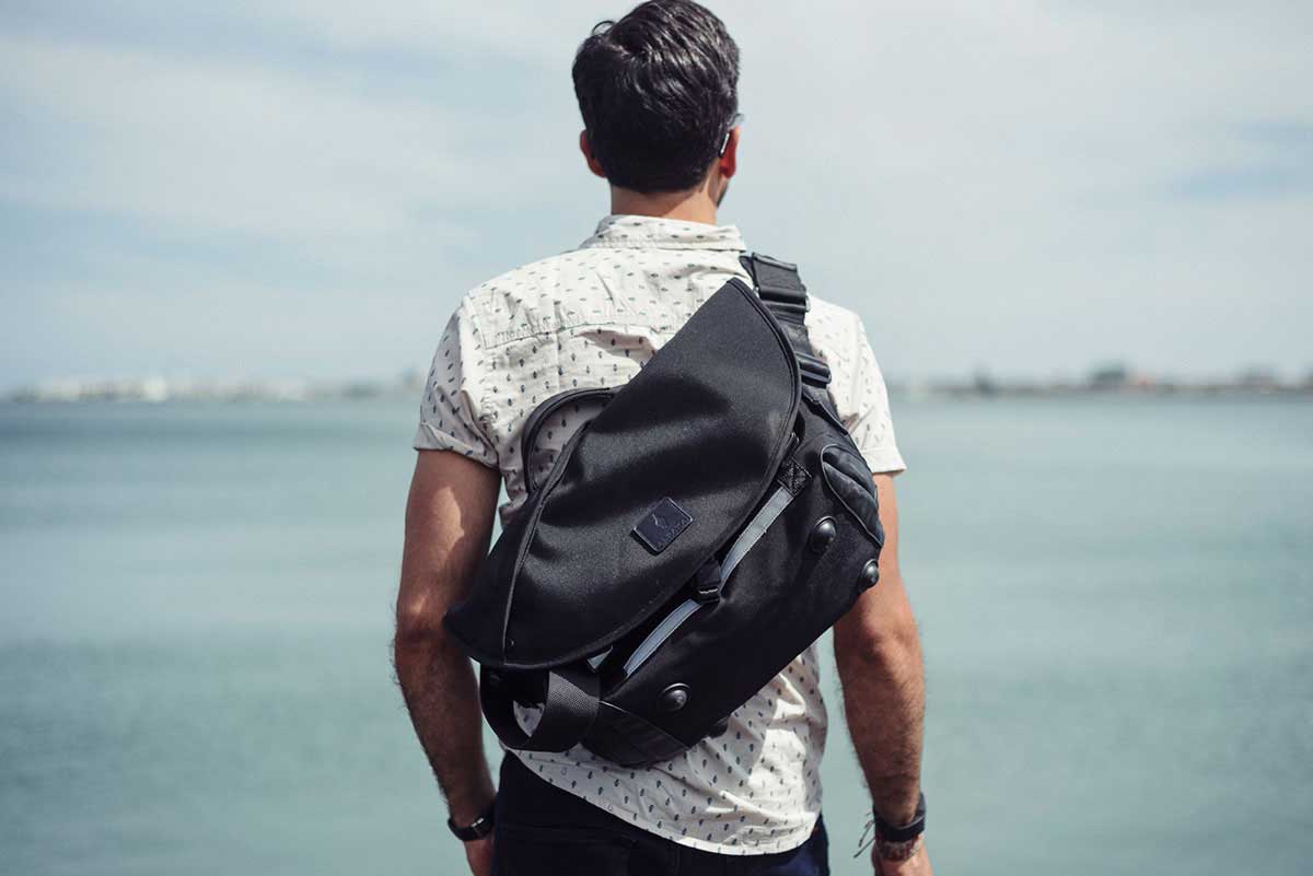 世界最速バッグ『7VEN』が、20の機能であなたの人生を劇的に効率化する