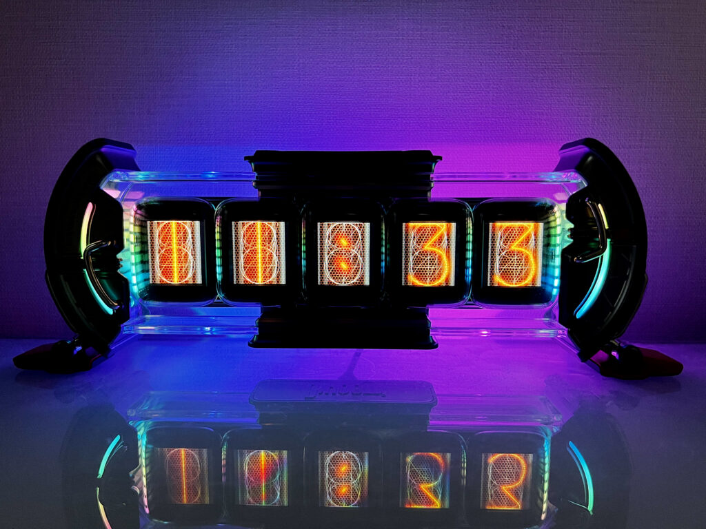 Divoom Times Gate (ディブーム タイムズ ゲート) レビュー / サイバー