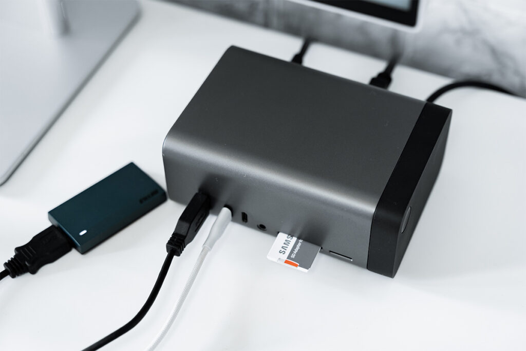 Belkin USB-C 11-in-1 Pro GaNドック レビュー | 150W電源内蔵の高性能