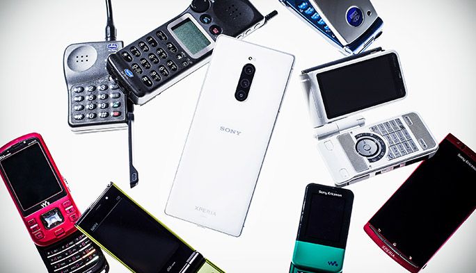 Xperia 1登場！ ジョグダイヤル・ウォークマン・サイバーショット…… au