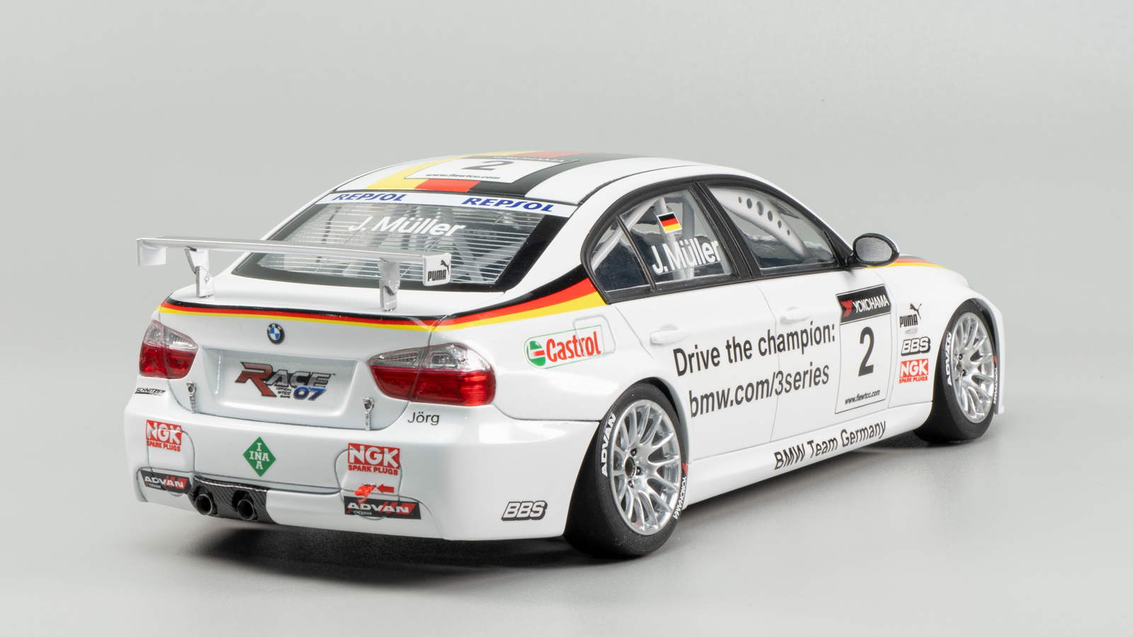 1:24 Scale NuNu BMW 320si E90 Wtcc Brands Hatch 2008 Winner Model