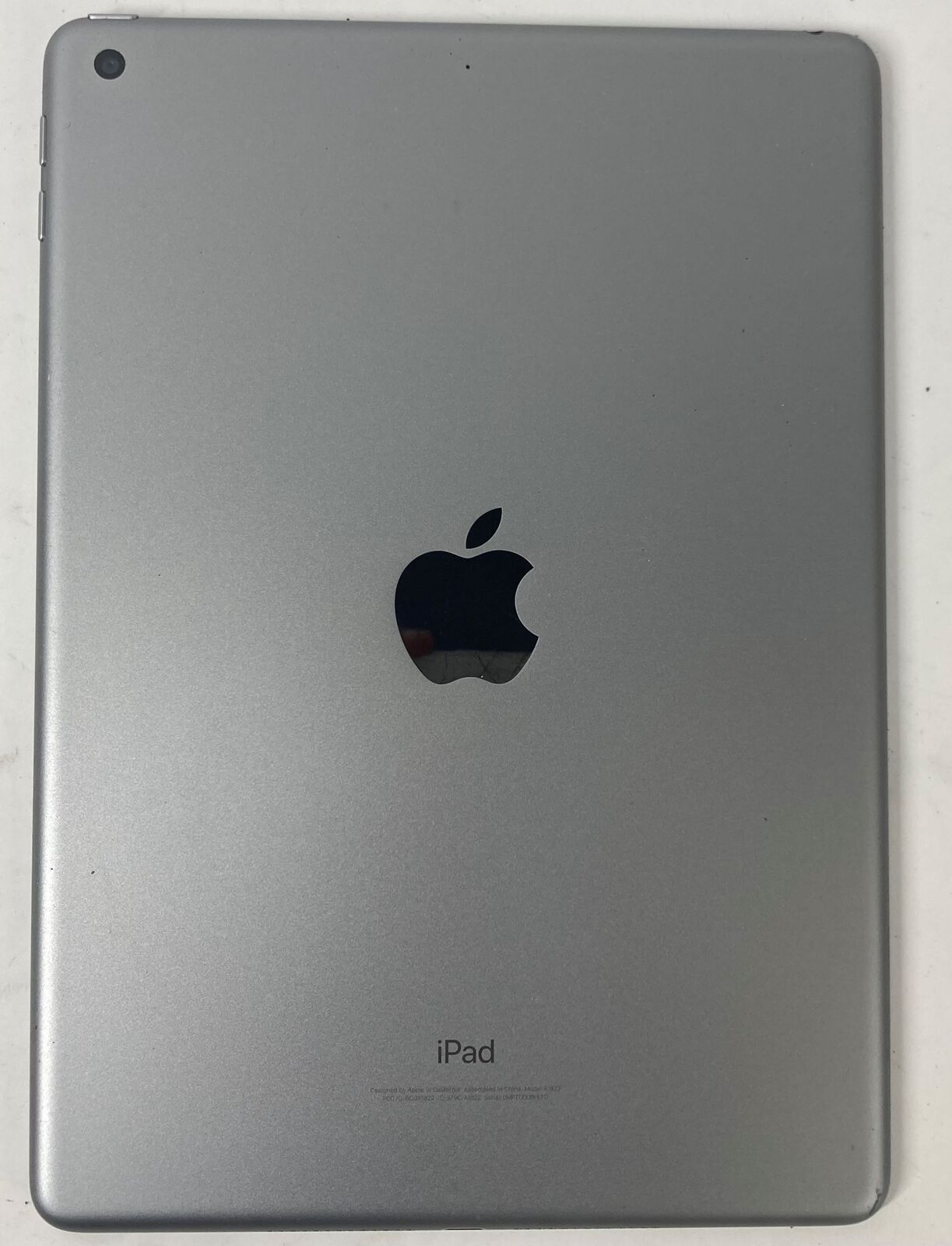 Apple iPad 5th Generation, 9.7in (32GB) Wi-Fi Retina Touch ID