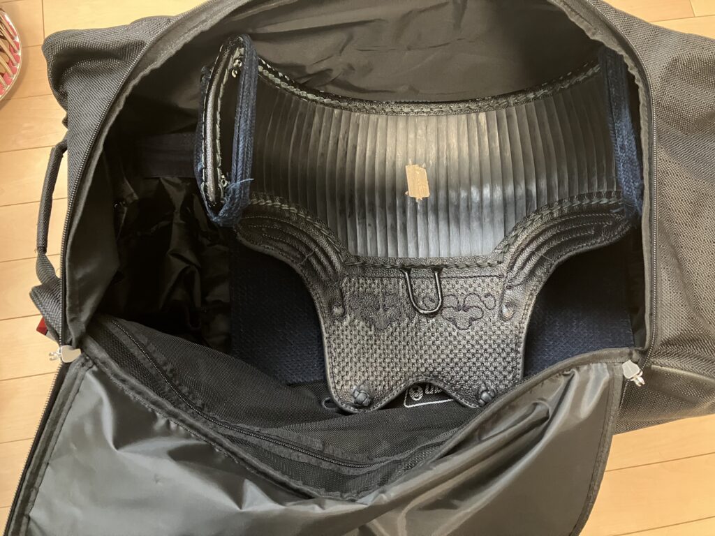 便利でカッコいい！コールマンのキャリーバックは剣道の防具袋に最適