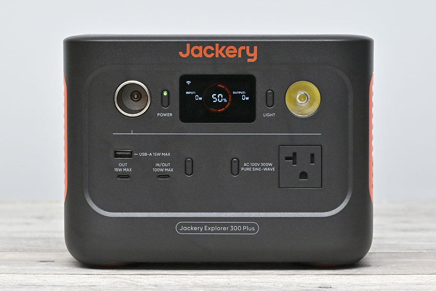 jackery300_front01.jpg