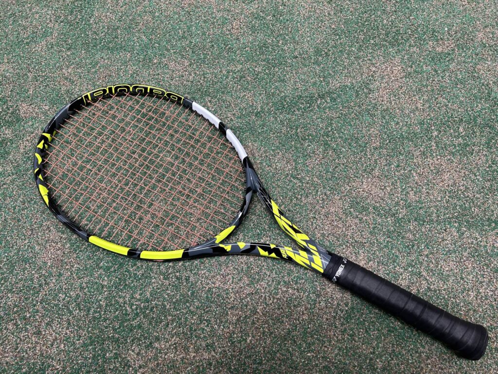 バボラ ピュアアエロ98 2023】インプレ スピン特化ラケット