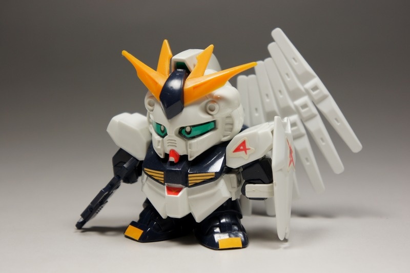 元祖SDガンダム NO-1 ニューガンダム