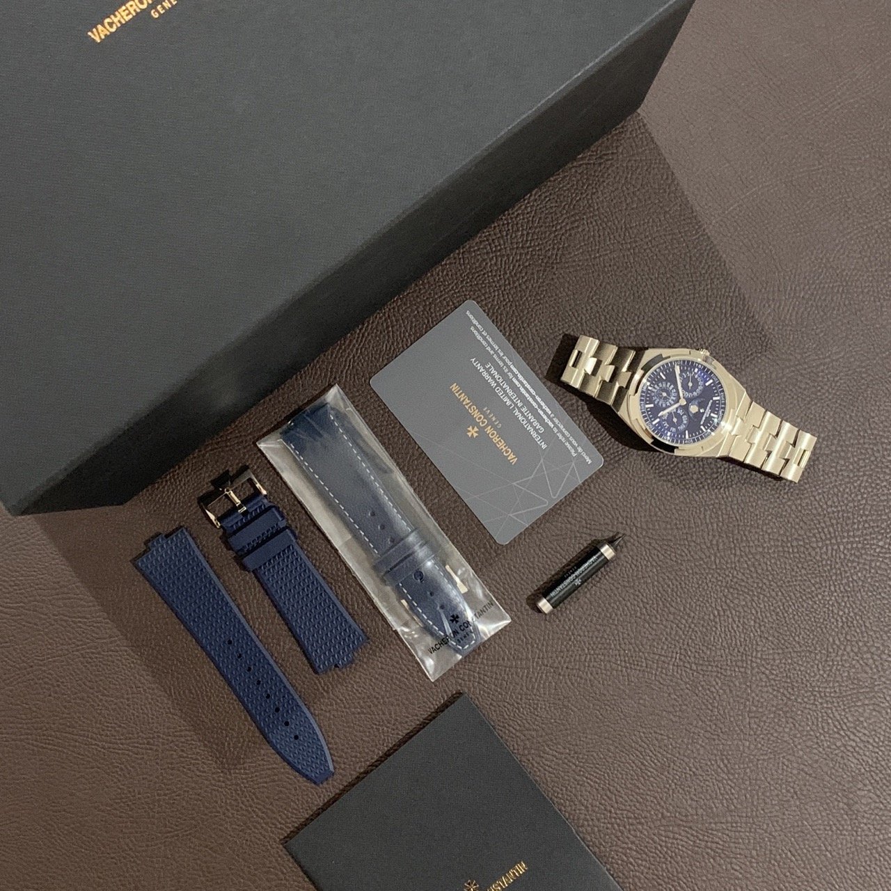 Buy Vacheron Constantin Overseas Perpetual Calendar 4300V/120G