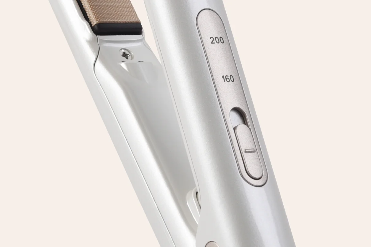 KINUJO MINI IRON -deux-｜前髪も潤うミニアイロン。海外対応。