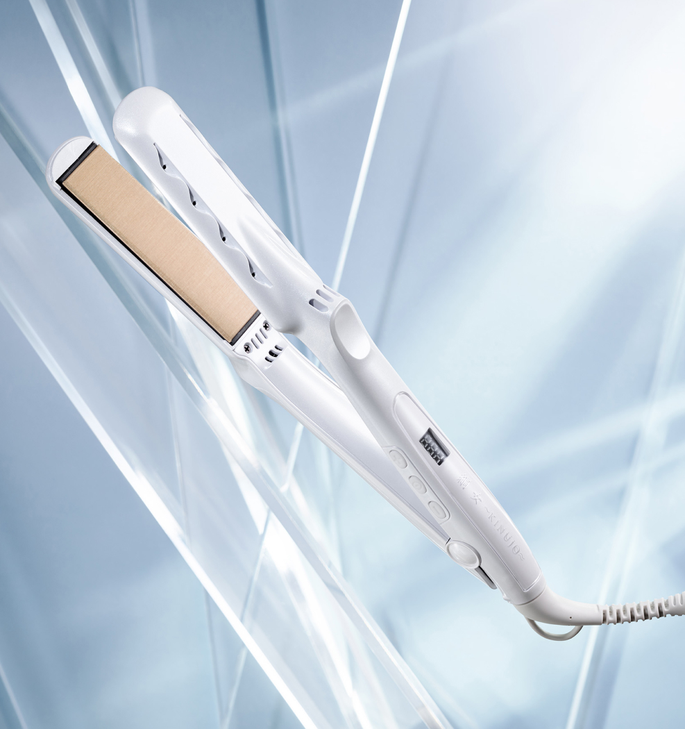 絹女 ～KINUJO～｜うるツヤ髪へ。KINUJOストレートアイロンのフラッグ