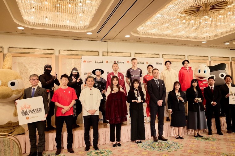 鯱の大祭典」「大名古屋展2024」合同記者発表会』和泉竜司選手とランゲ