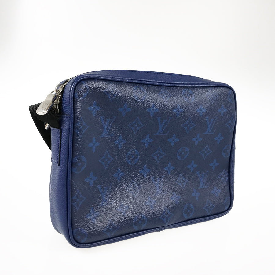 LOUIS VUITTON Taigarama Outdoor Messenger PM M30242 Shoulder bag