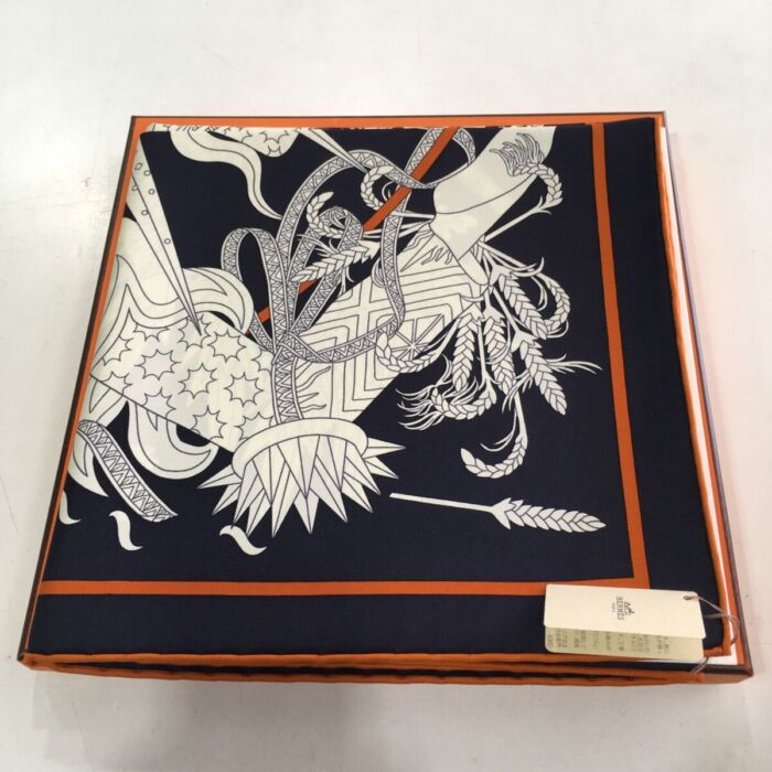 エルメス HERMES カレ 90 CARRE TWILL Le Sacre des Saisons 四季の