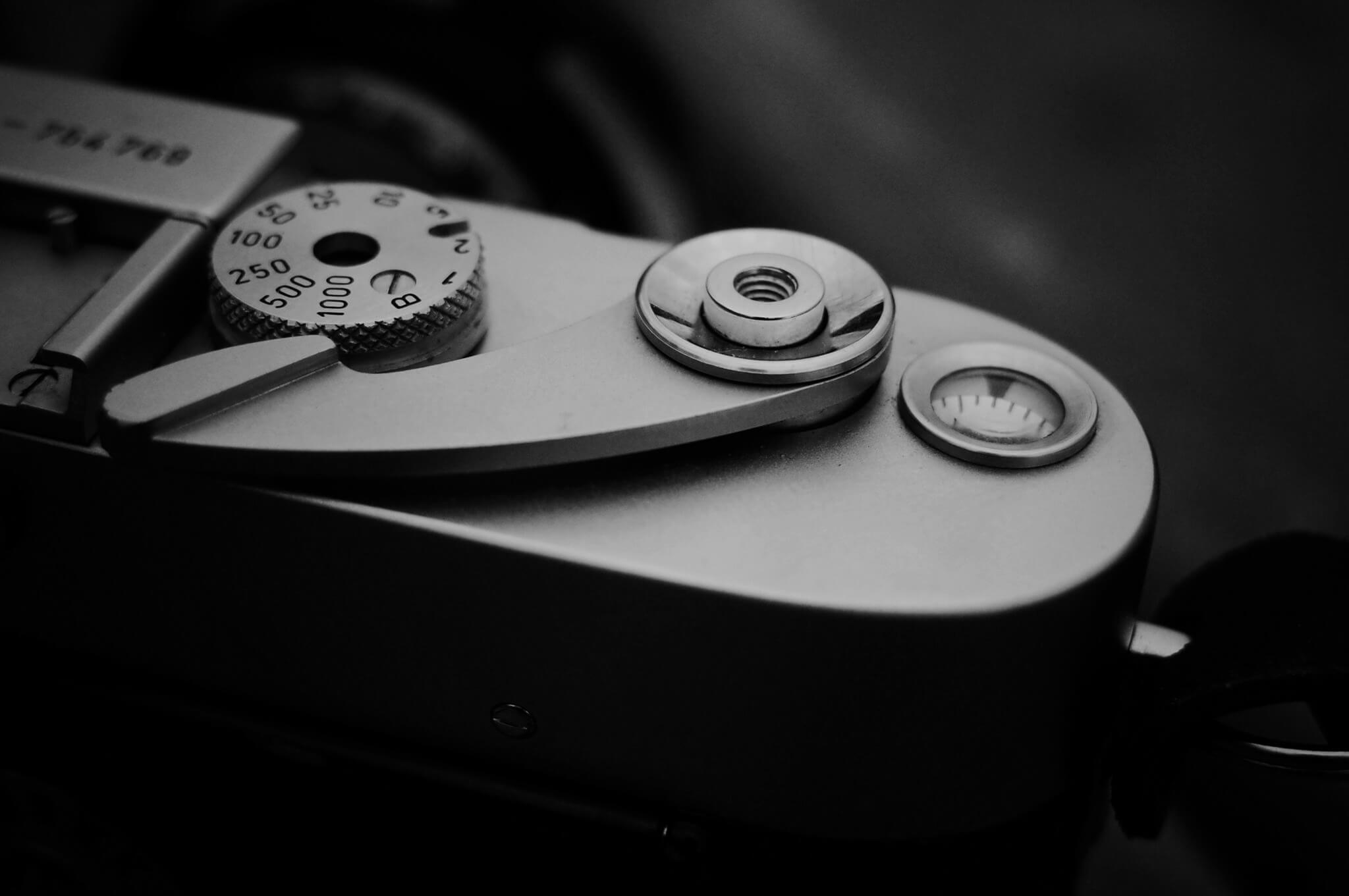 フィルムカメラをやるなら、いっそライカはどうだろう。｜記憶カメラ