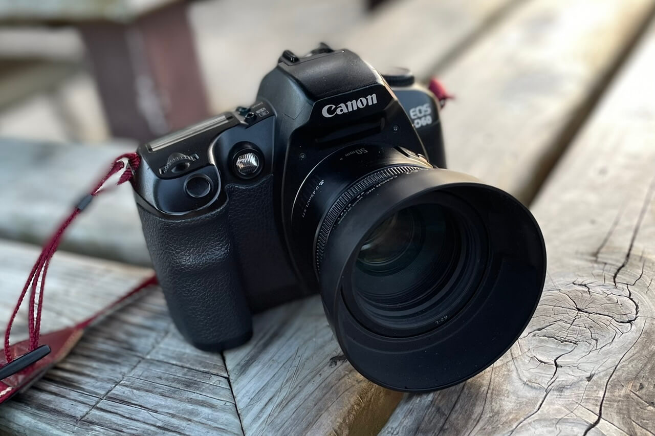 20年越えのデジタル一眼レフ機〈Canon EOS D60〉は、いまも普通に現役