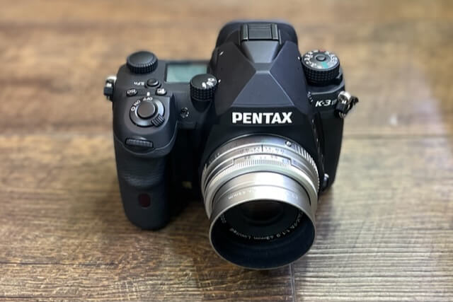 シルバーのsmc PENTAX-FA 43mm f1.9 Limitedがやって来たぜ。メリー