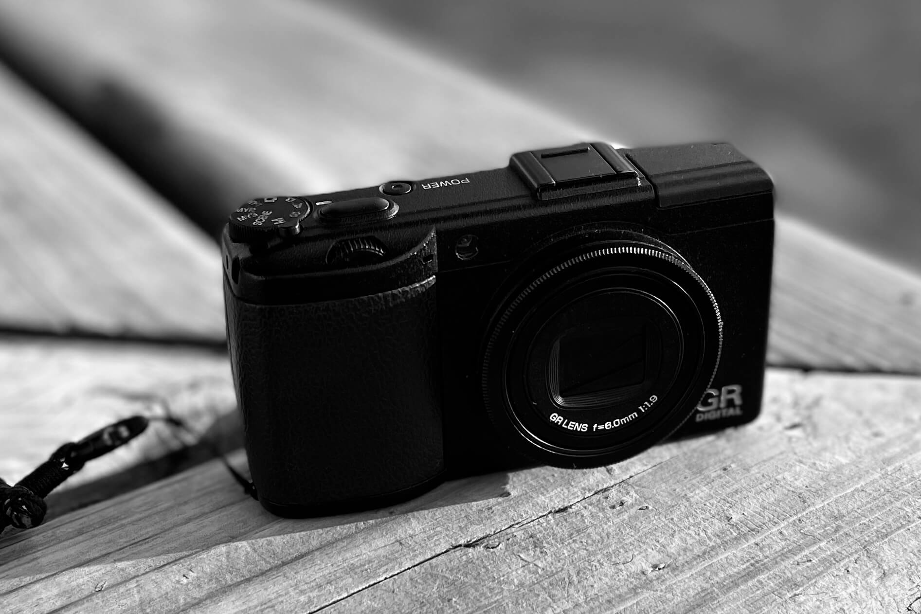 そういえば、そろそろRICOH GR4の話が出ても良さそうな。｜記憶カメラ