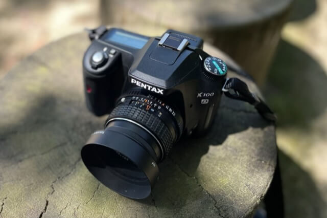 単三電池で使えるPENTAX K100Dがいいぞ。｜記憶カメラ