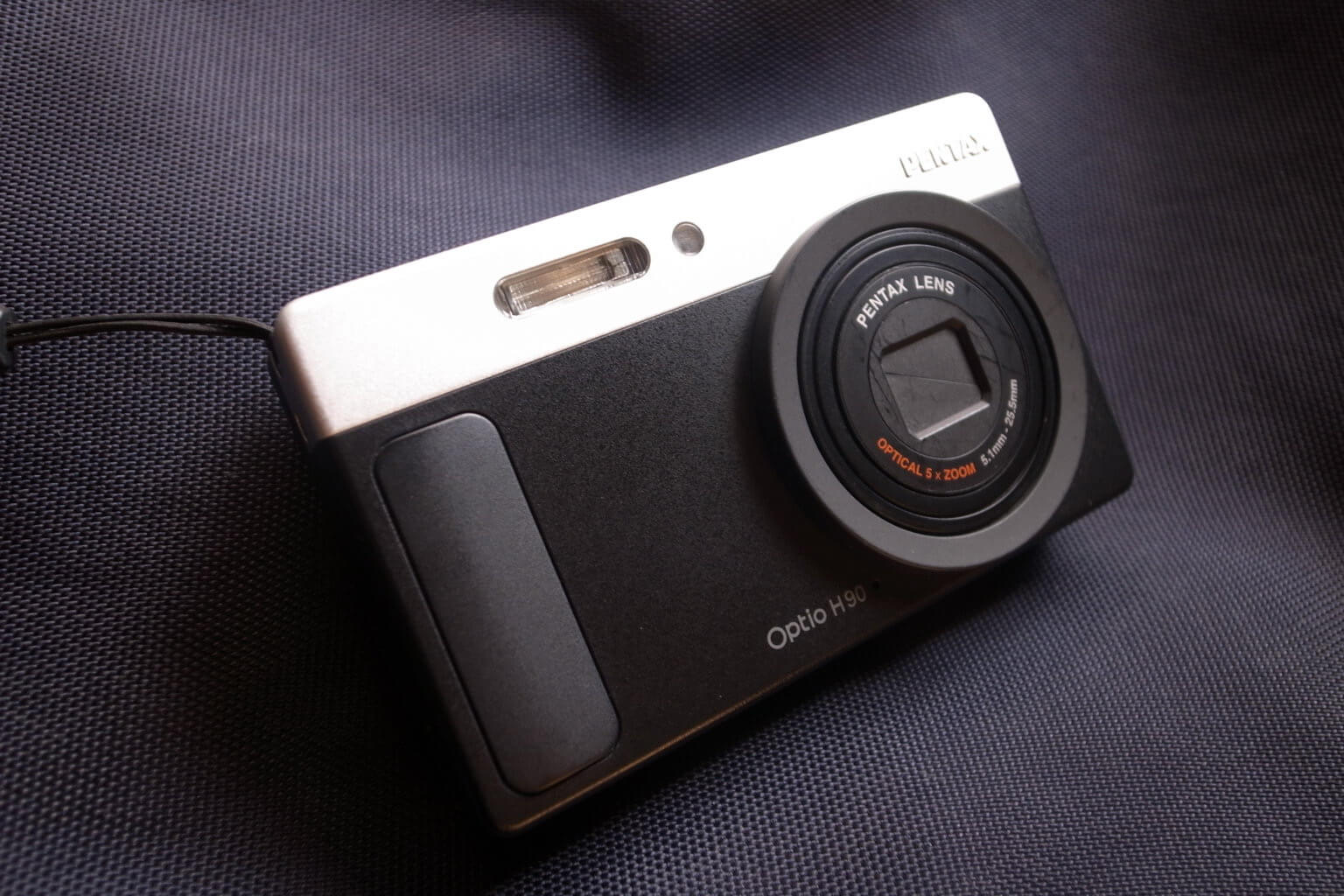 考えてみると、すでに僕はいいオールドコンデジを持っているのである