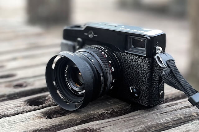 発売から10年を超えても普通に使えているFUJIFILM X-E1。｜記憶カメラ