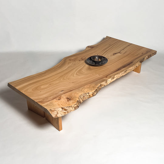 楠一枚板ローテーブル｜鬼童銘木（KIDOMEIMOKU） – 【公式】鬼童銘木