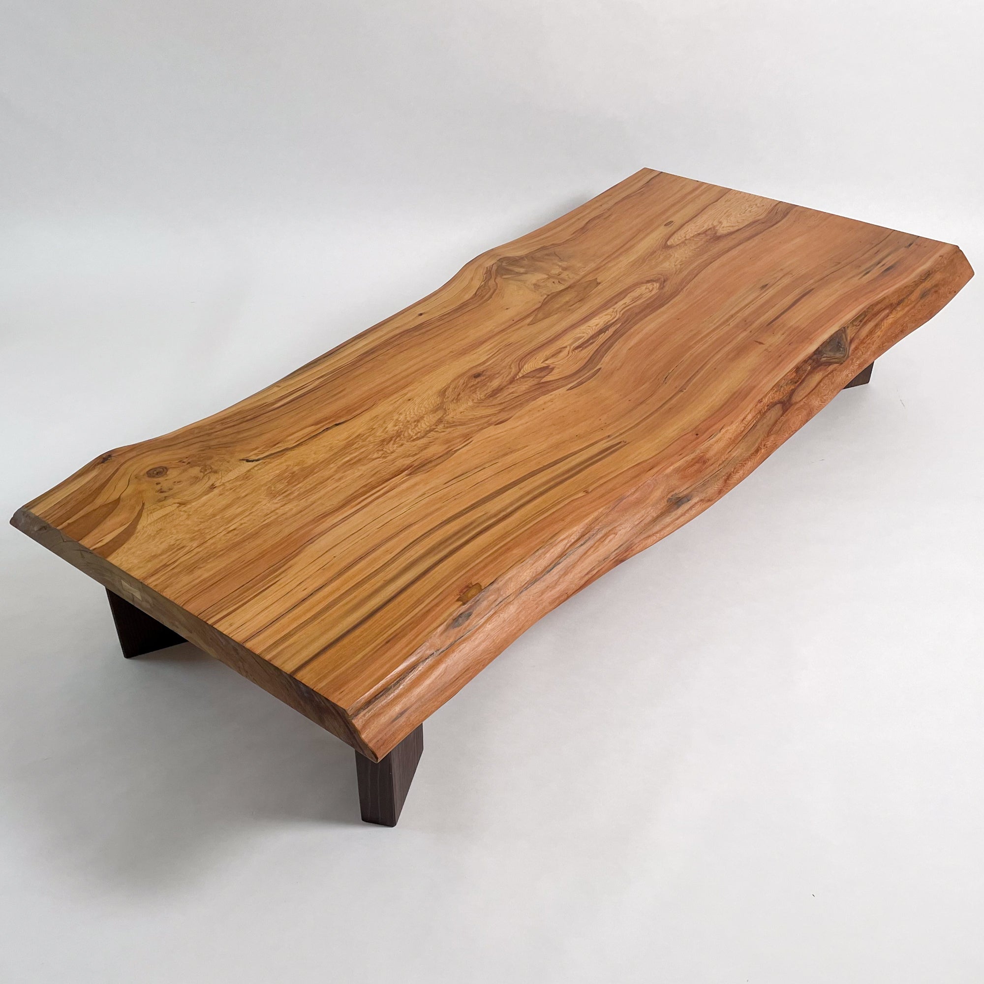 KIDO MEIMOKU 屋久杉一枚板リビングテーブル｜200cm(6人掛け) – 【公式