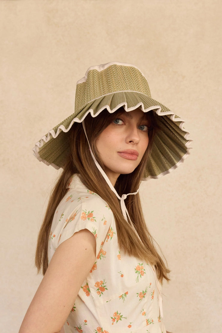 Lorna Murray Ladies Maxi Capri Hat Front Row – KIITOSlife