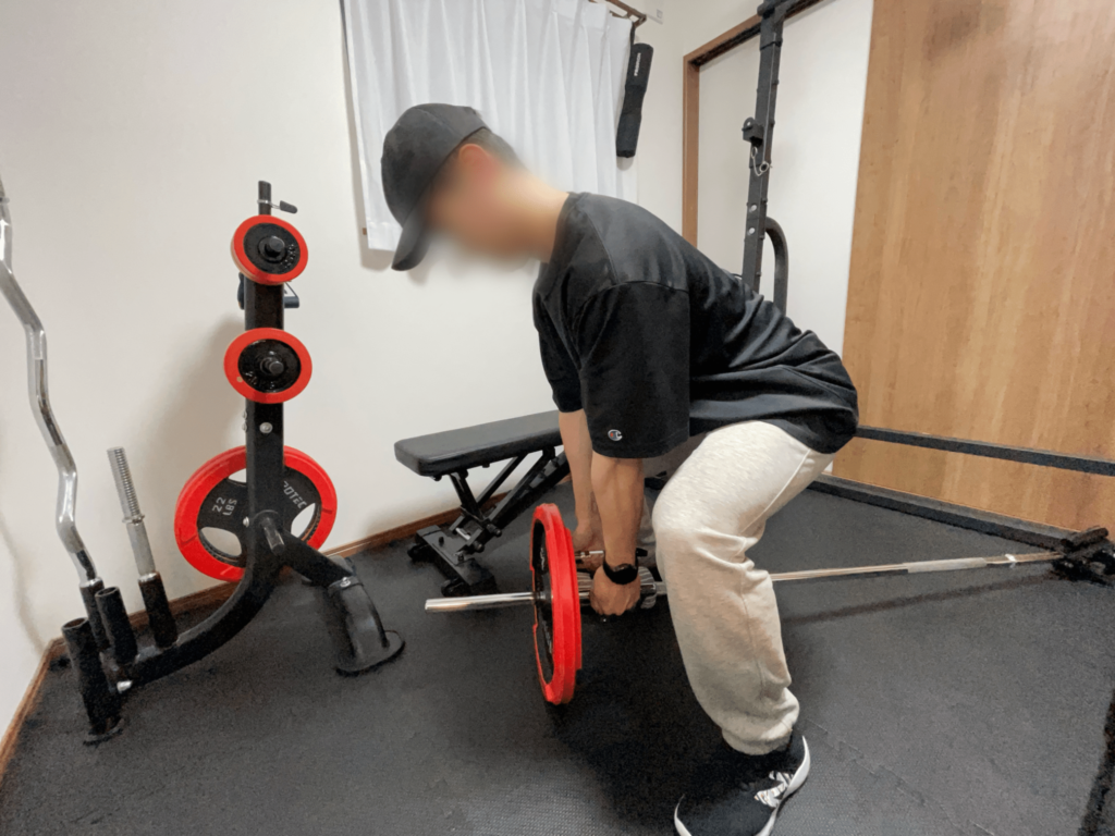 筋トレ】自作不要！Tバーロウを自宅で行うための器具と使い方を紹介