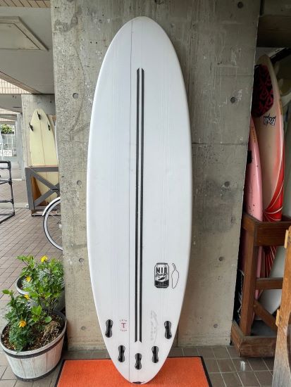 中古】CHILLI surfboard MID STRENGTH MODEL (6'8×21 3/8×2 5/8